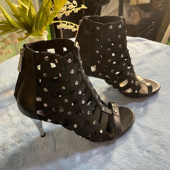 Michael Kors Shoes - MICHAEL Michael Kors Brand New shoes heels. Size 8